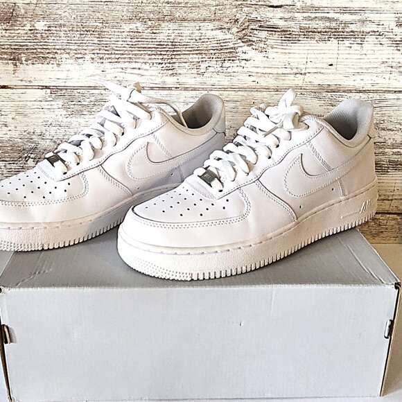 ⚪ Nike Air Force 1 ’07 Low Triple White | Clean Classic Sneakers - Picture 2 of 10